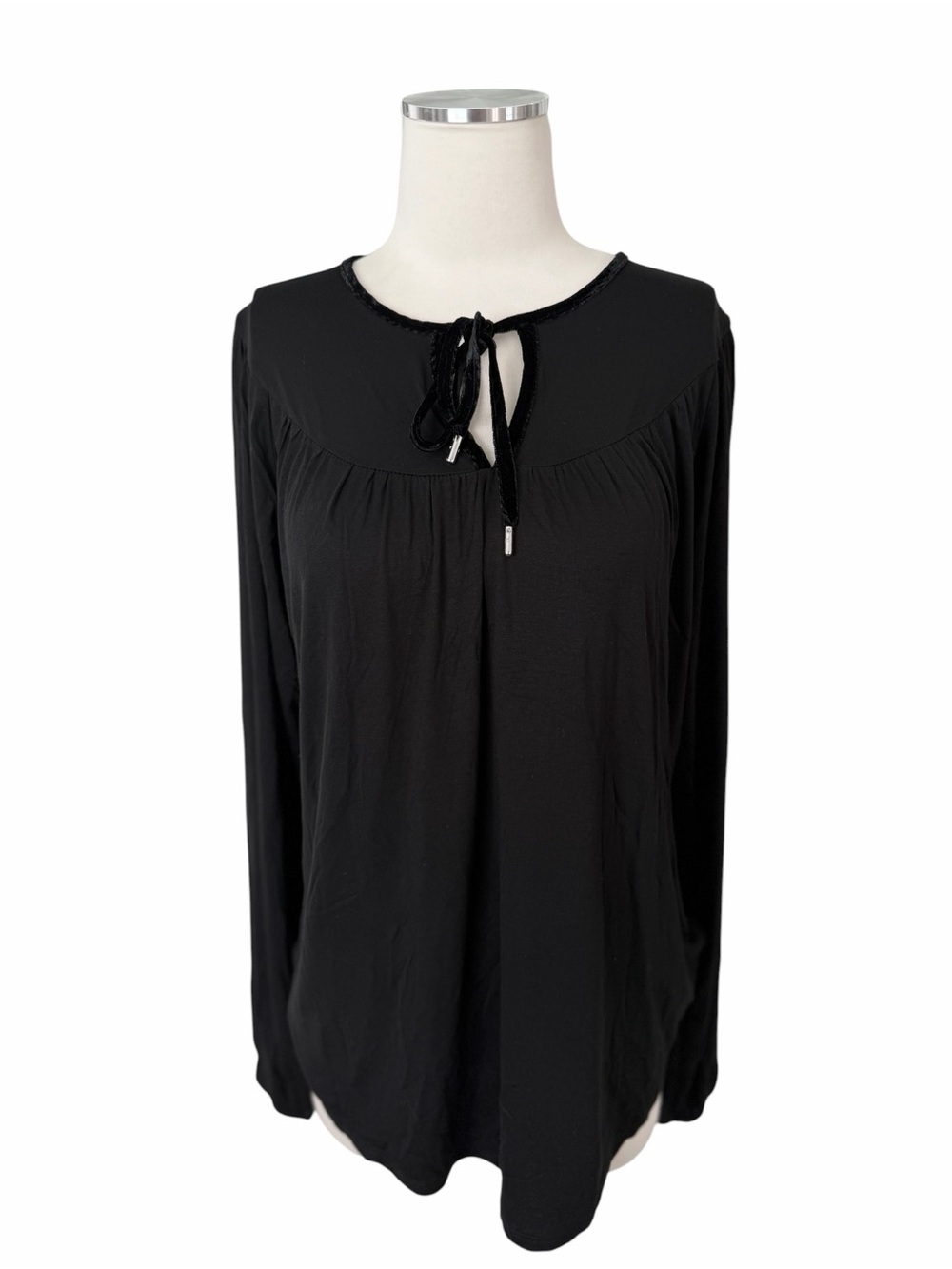 NWT ($78) Michael Kors Black Long-Sleeve Velvet Trim Tie-Neck Women’s Top Sz M